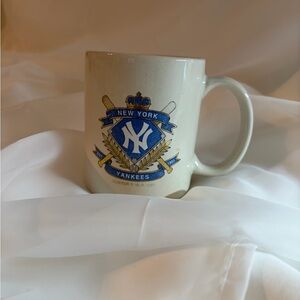 Vintage 1997 New York Yankees Ceramic Mug – MLB Hunter